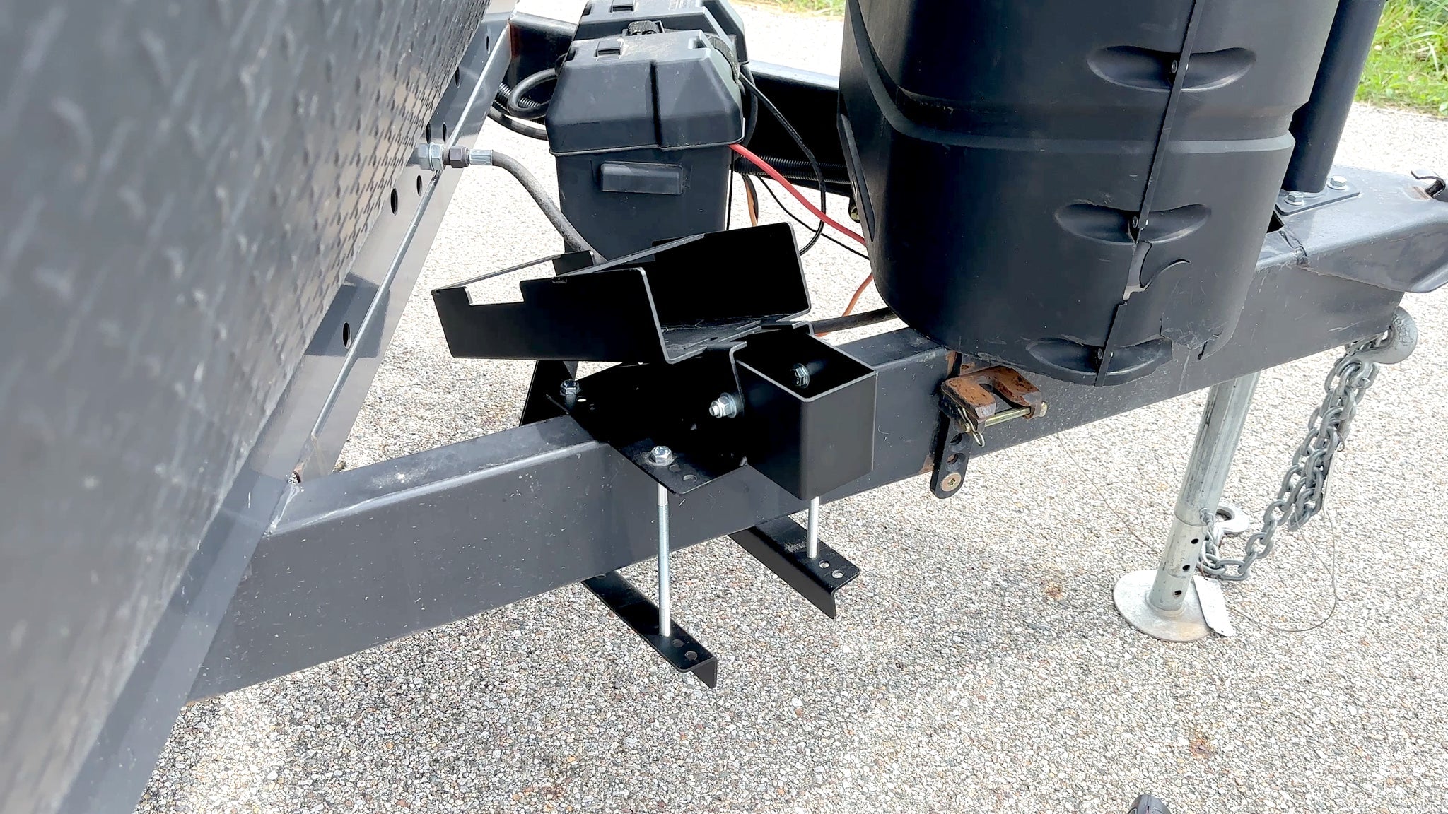 Bolt-on and Lockable Storage Bracket for Weight Distribution Hitches