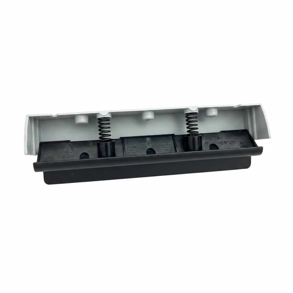 リズモ　C 511 L Dometic CFX Refrigerator Lid Latch - OEM Part 4450021511