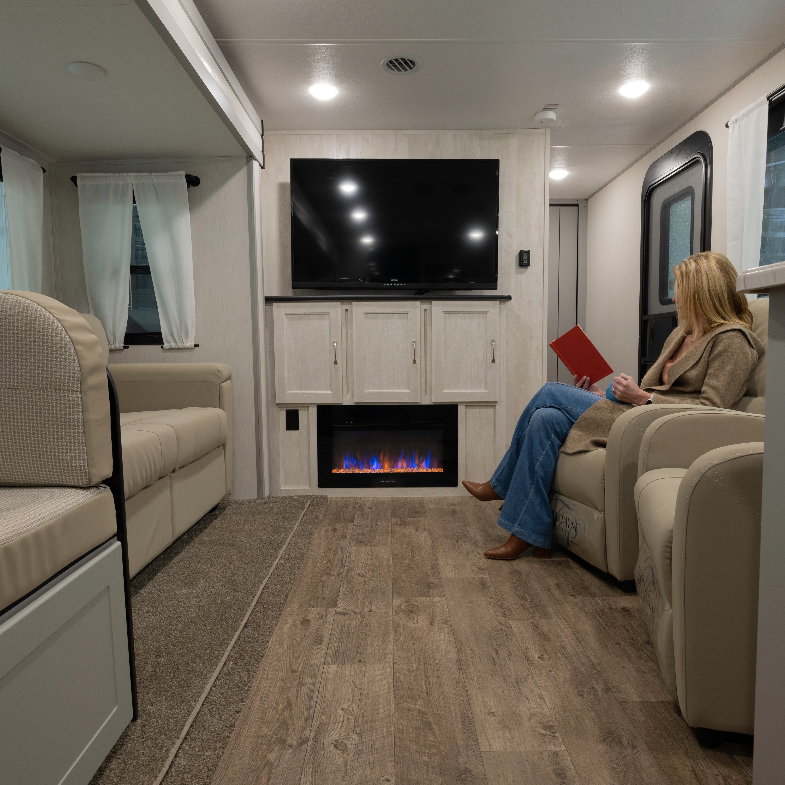 Girard Tankless Rv Water Heater - Image 9