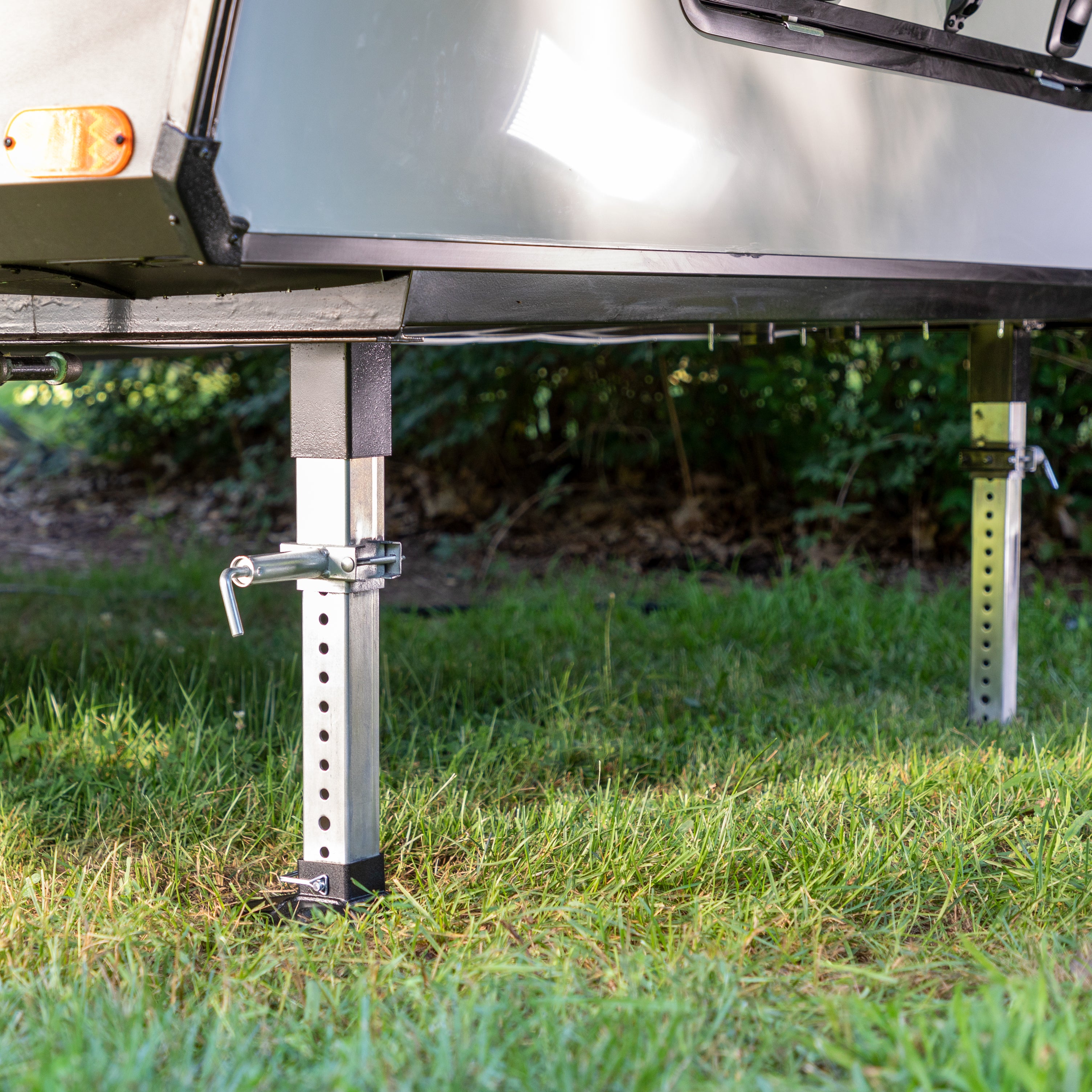 Lippert Universal Fit Landing Gear - Follow Leg #179014 - Image 8