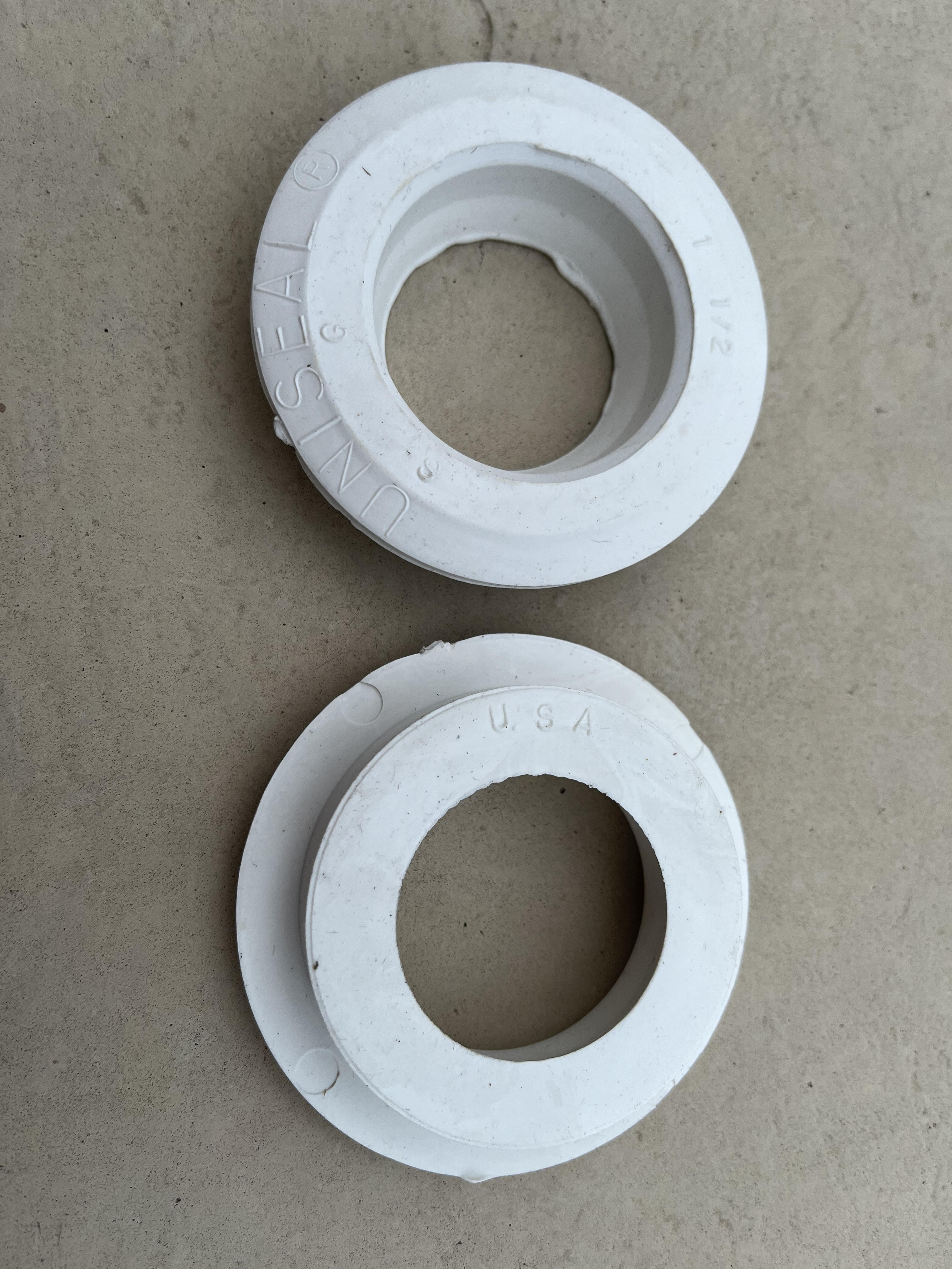 1-1/2" Uniseal Grommet - White U150-W