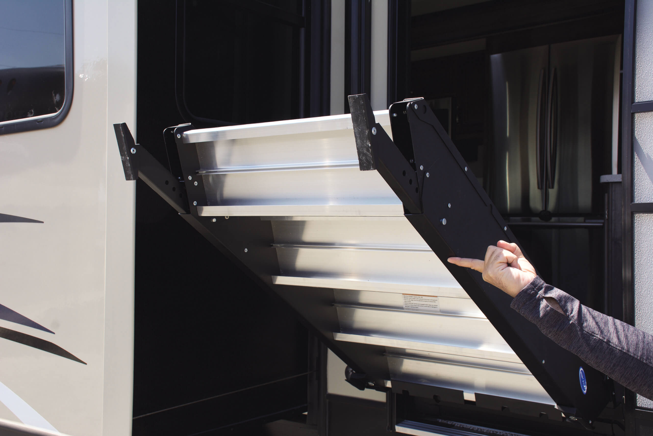 MORryde StepAbove RV steps STP-210 - MORryde | ERVP