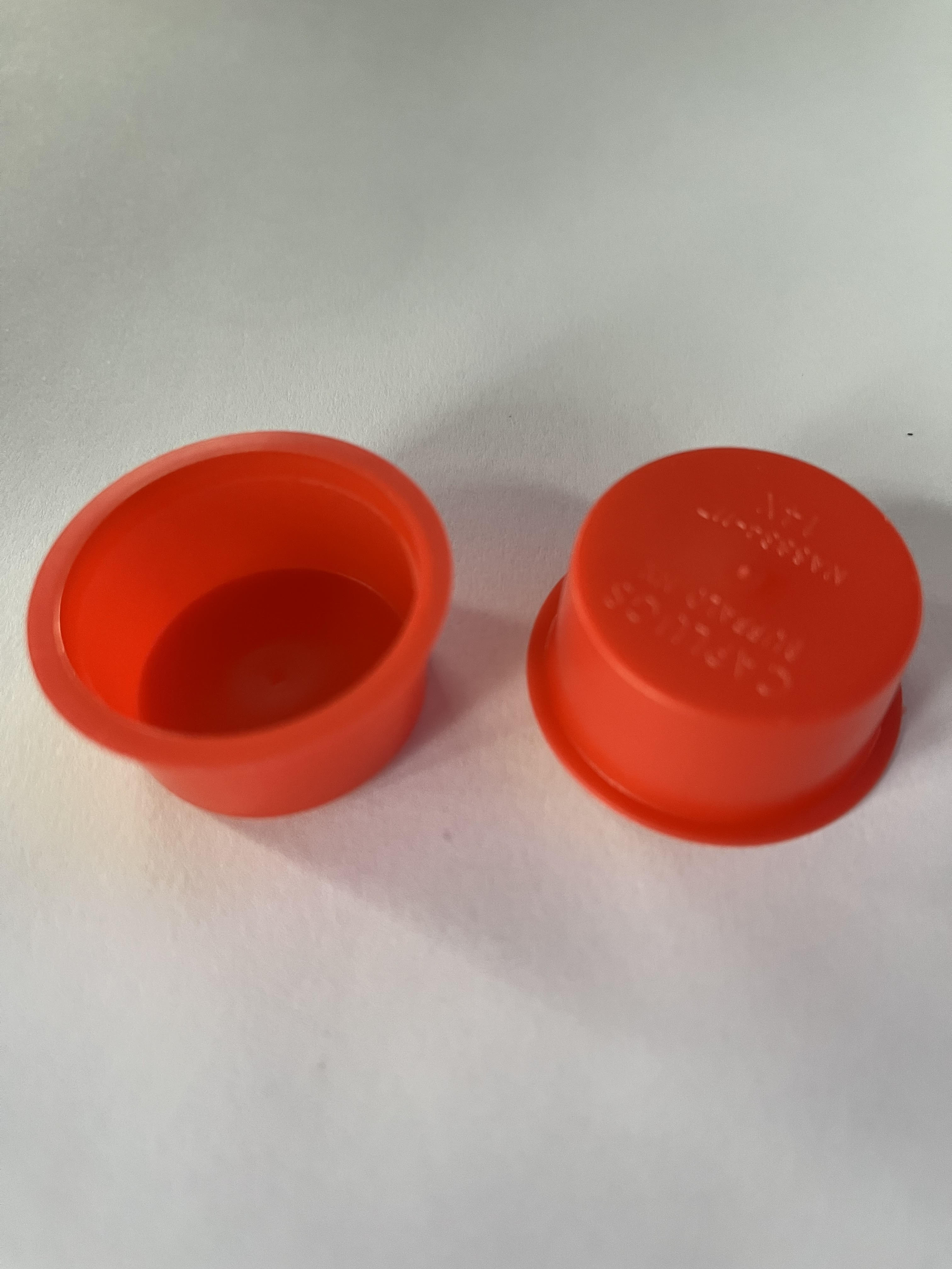1-1/4" 1.284" Round Red Polypropylene Plug T-14X