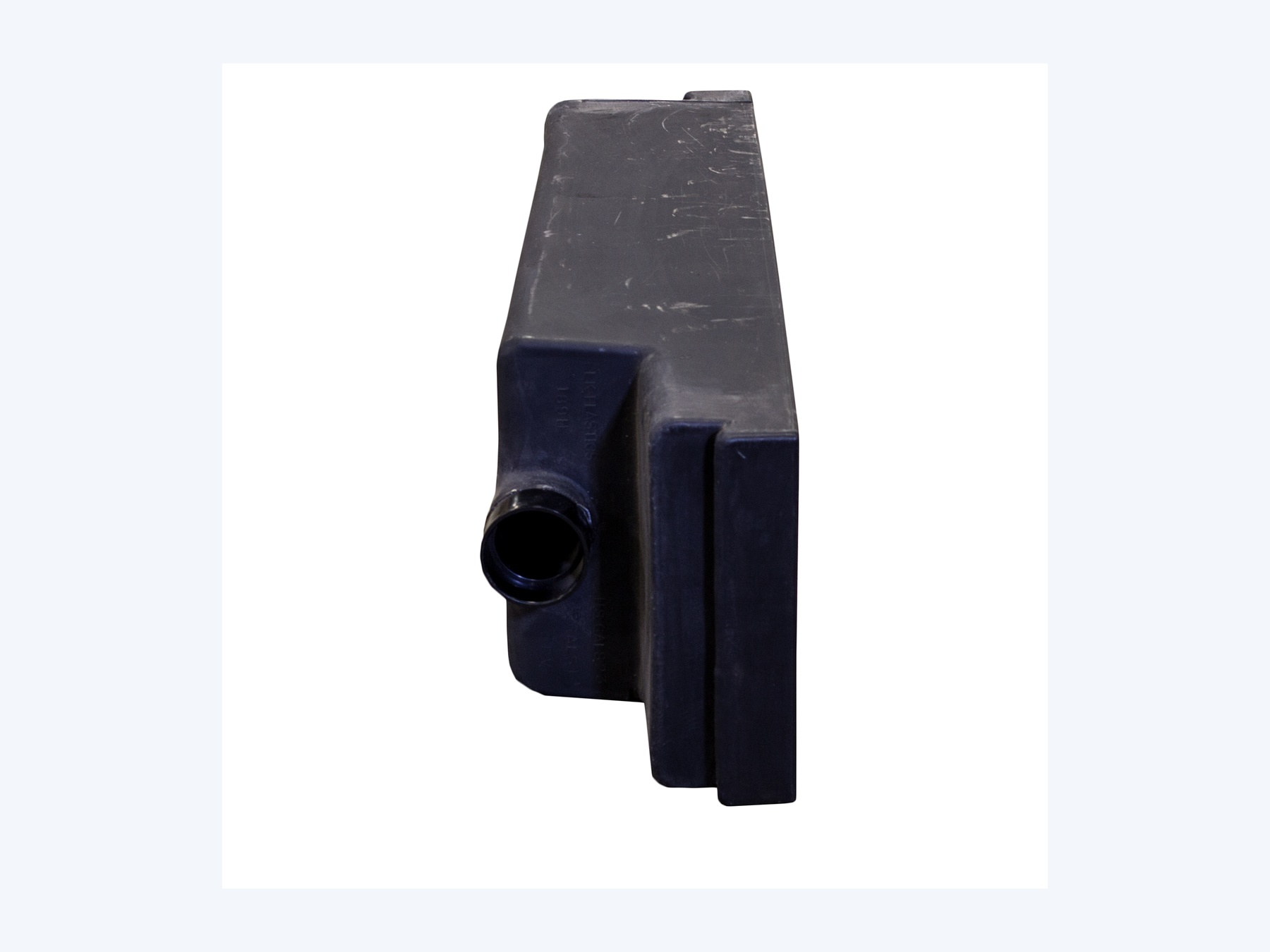 Elkhart Plastics - 19 Gallon RV Holding Tank 40x14x11 - EPI 0189H H1320 Black Water Gray Water Tank 3 Inch Drain detail
